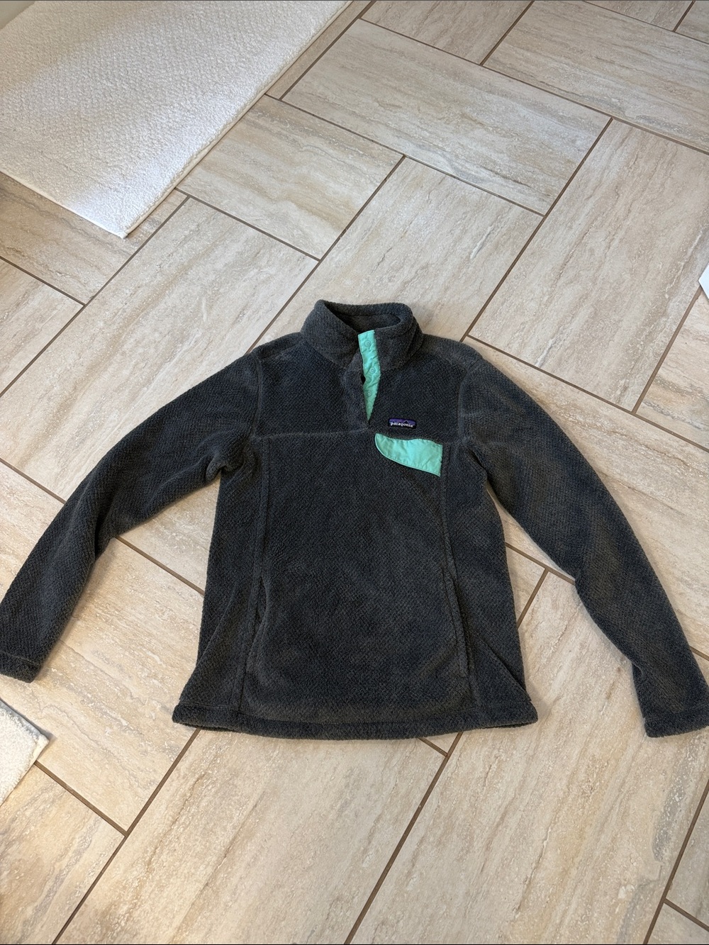 Patagonia Womens Re-Tool Snap-T Fleece Pullover Sweatshirt Gray/Teal size Medium